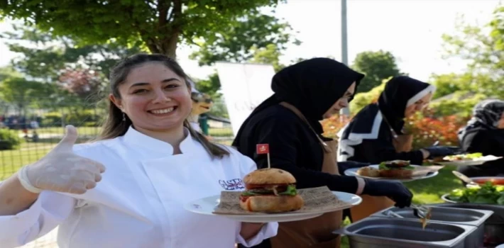 Bursa İnegöl’de Türk Mutfağı Haftası gençlerle kutlandı