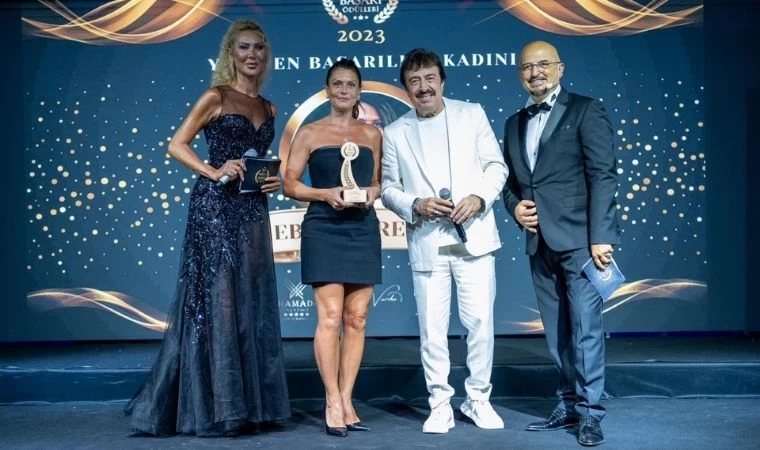 En Prestijli Ödül töreninde “Yılın En Başarılı İş Kadını” ödülünü Ebru Törehan Aldı