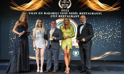 Murat Özaslan “Çivi” Yılın En İyi Yeni Nesil Restaurantı Ödülünü Aldı!